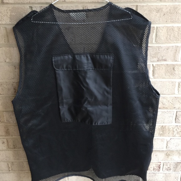 Vintage 90’s mesh vest w/ pockets - Picture 4 of 7